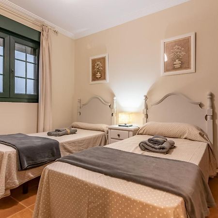 Prado Golf By H Apartment Исла Канела Екстериор снимка