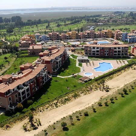 Prado Golf By H Apartment Исла Канела Екстериор снимка