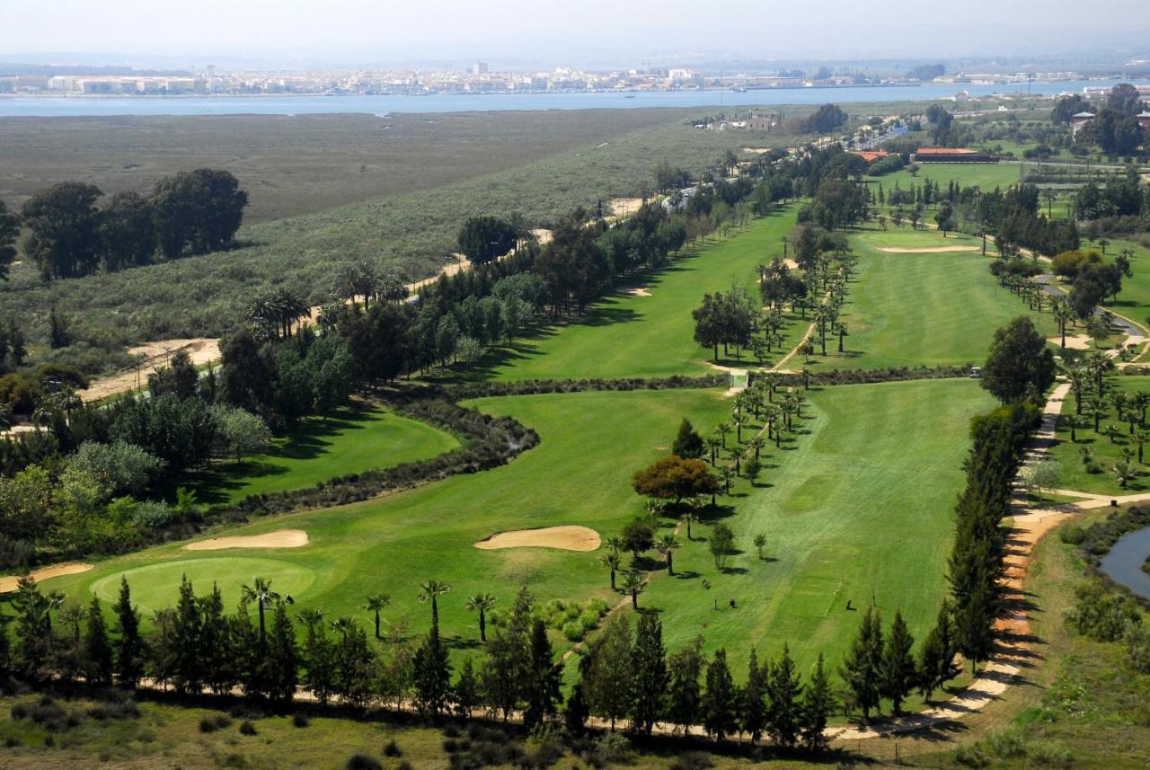 Prado Golf By H Apartment Исла Канела Екстериор снимка