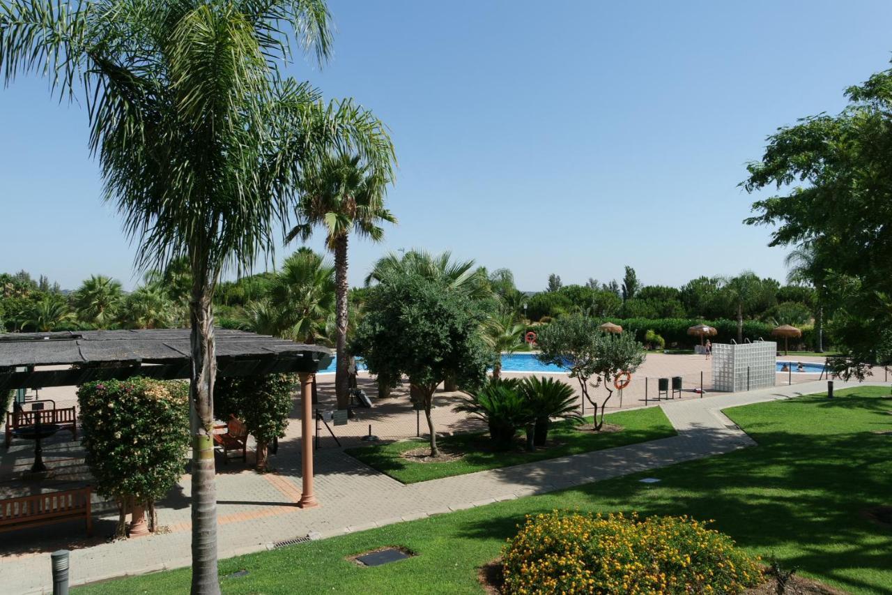 Prado Golf By H Apartment Исла Канела Екстериор снимка
