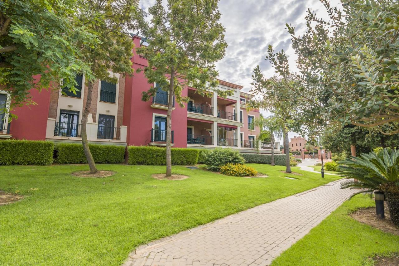 Prado Golf By H Apartment Исла Канела Екстериор снимка